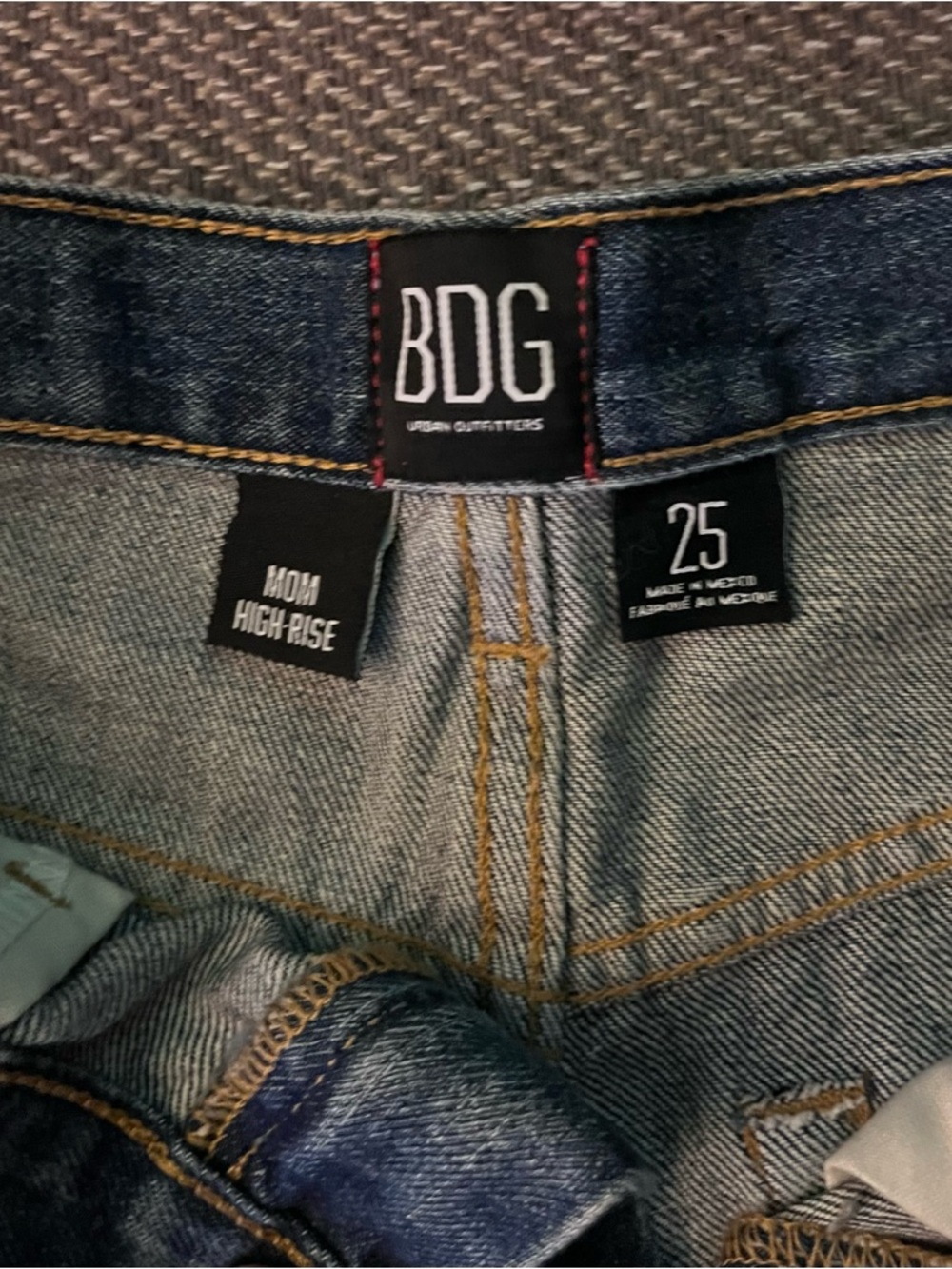 BDG Denim High-Rise Mom Jeans Shorts - Classic Blue